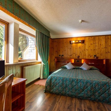 Hotel Bouton D'Or - Cogne Exteriér fotografie