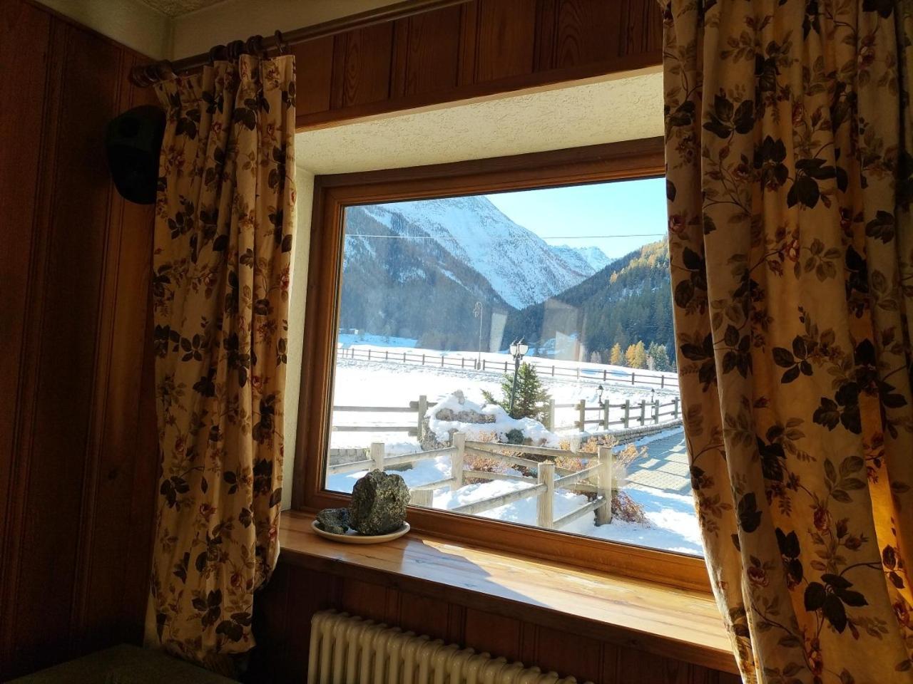 Hotel Bouton D'Or - Cogne Exteriér fotografie