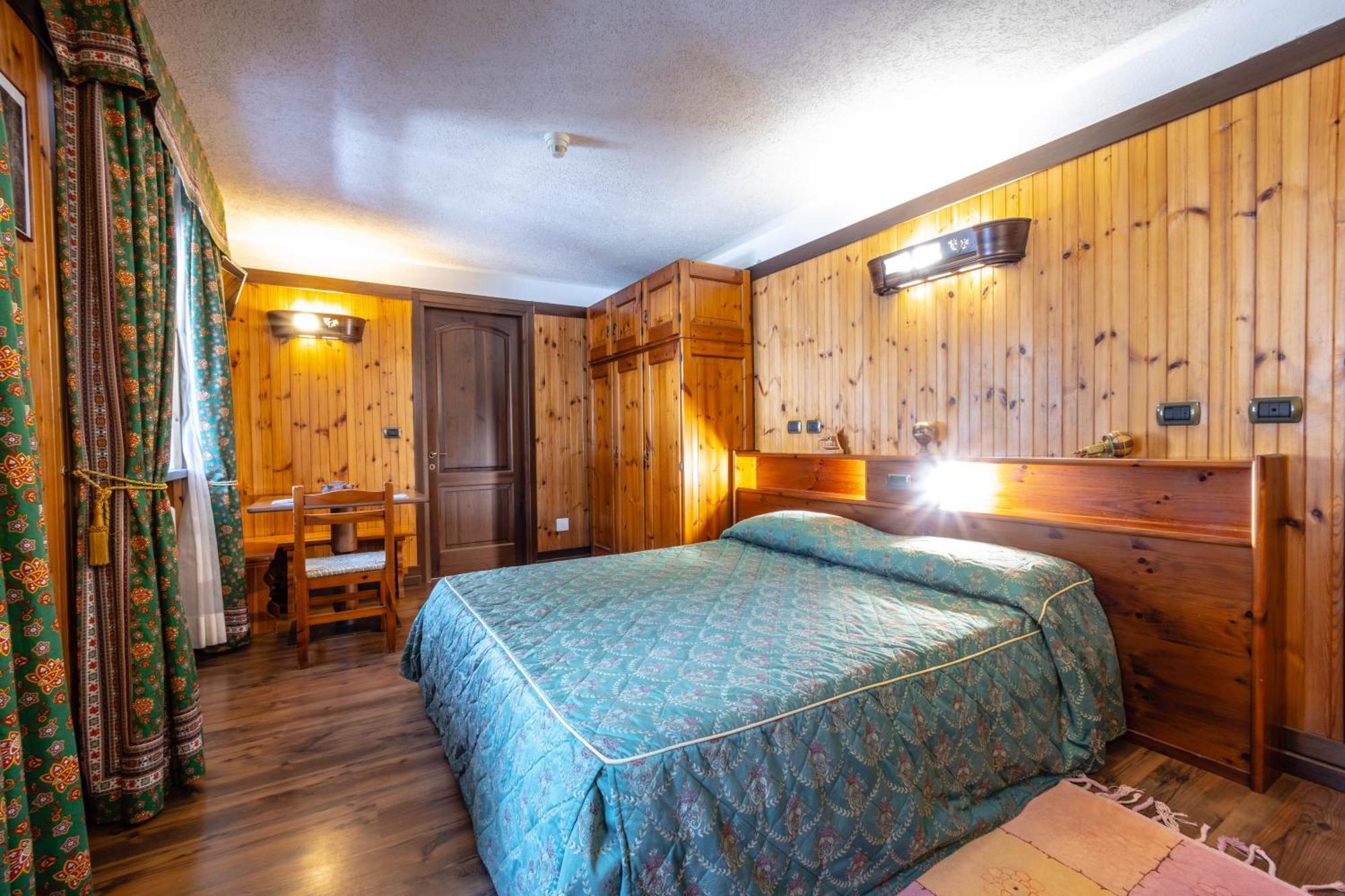 Hotel Bouton D'Or - Cogne Exteriér fotografie
