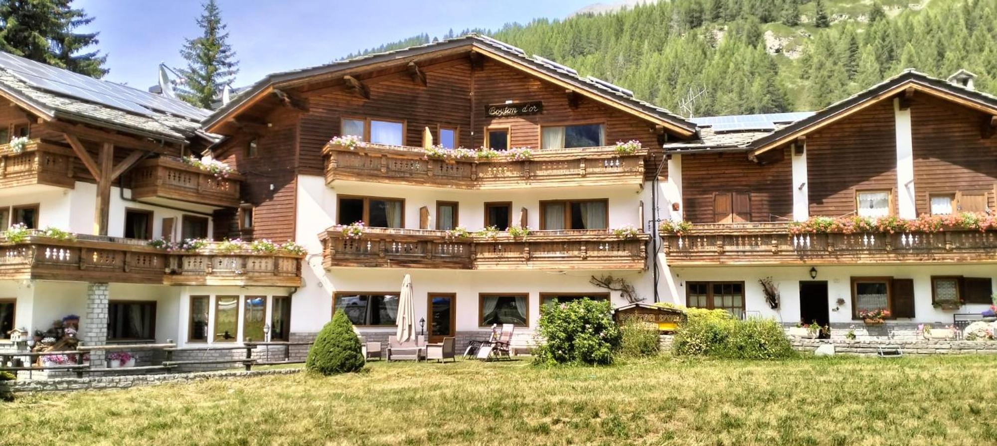 Hotel Bouton D'Or - Cogne Exteriér fotografie