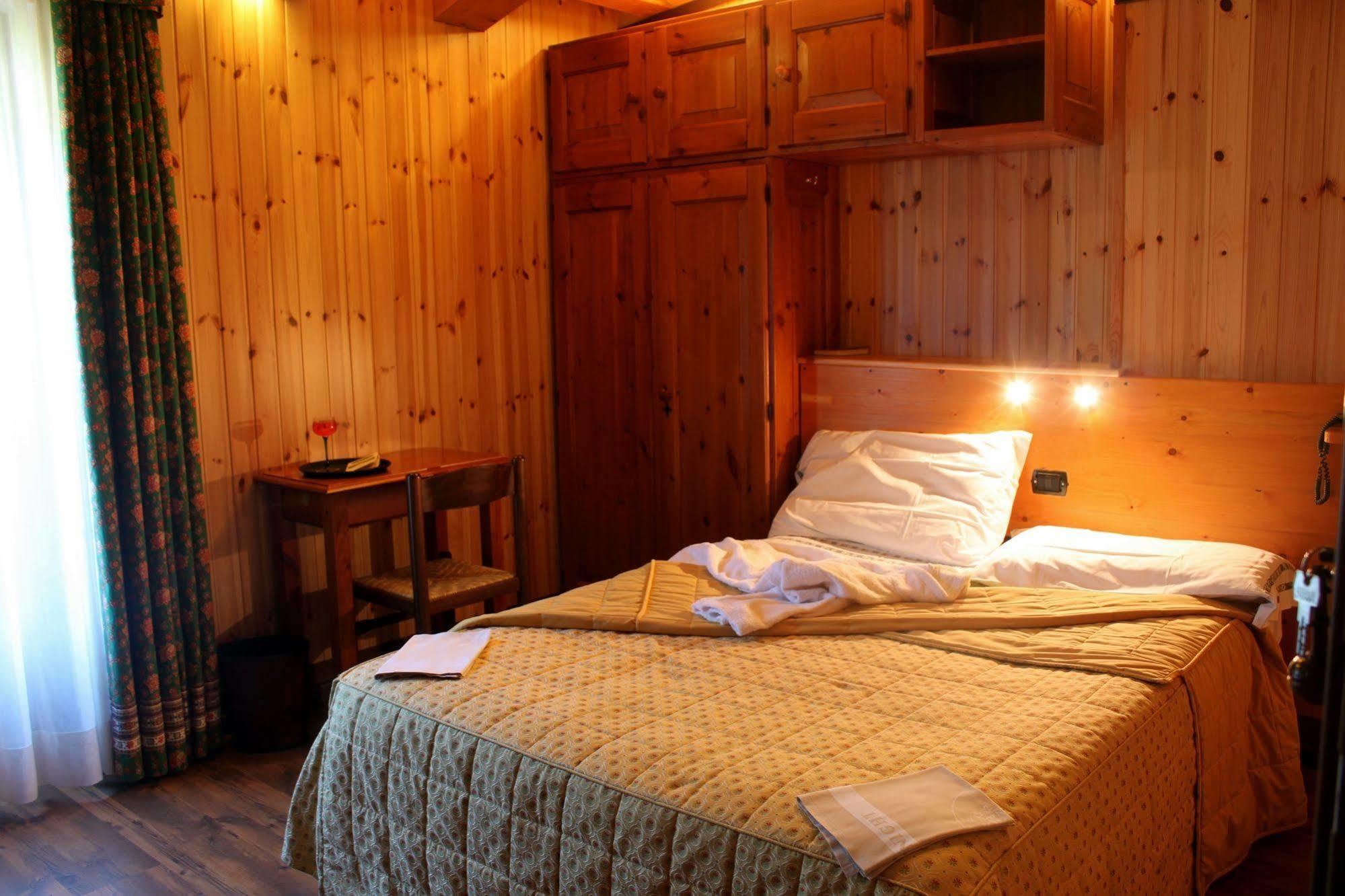 Hotel Bouton D'Or - Cogne Exteriér fotografie