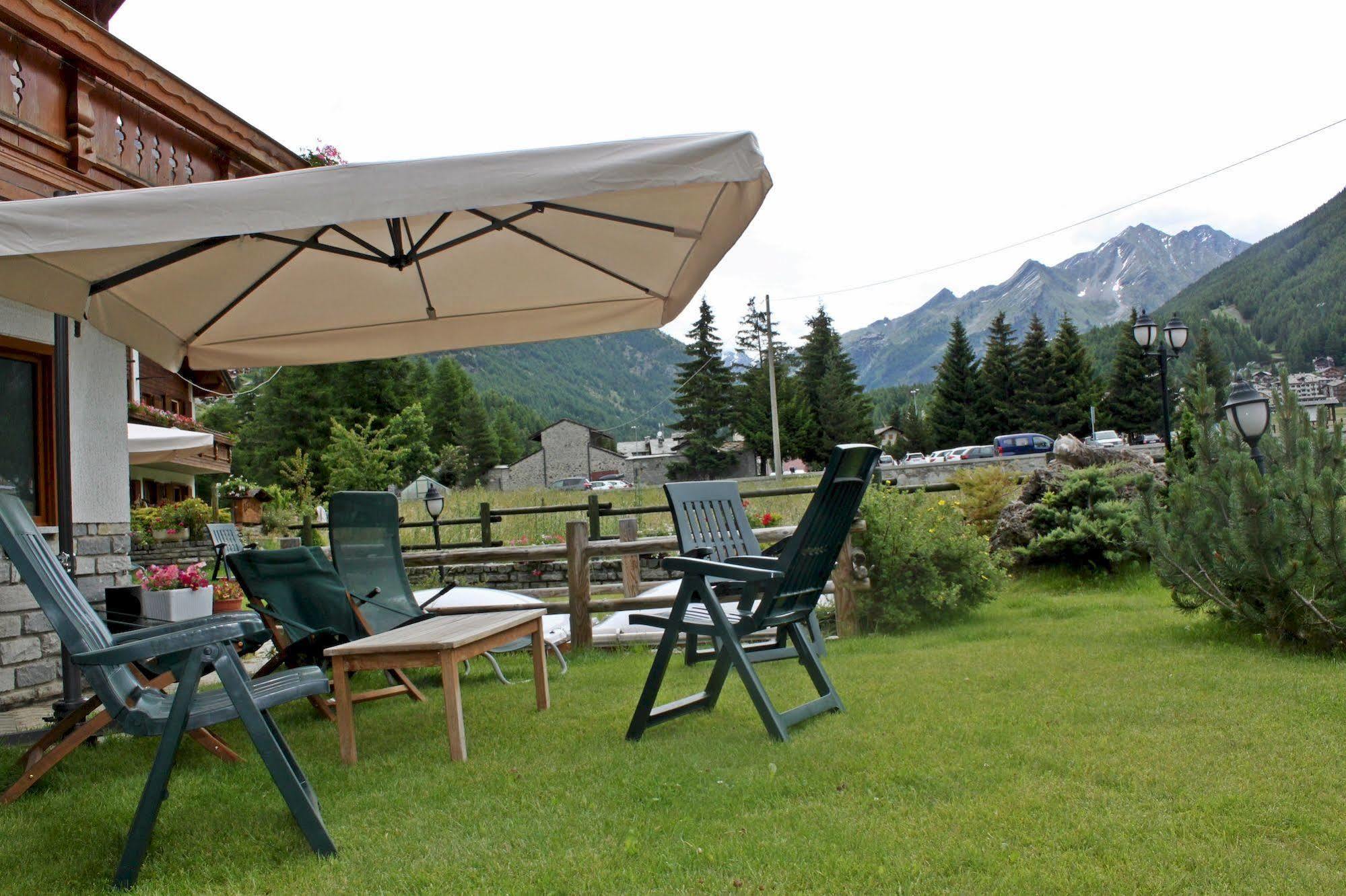 Hotel Bouton D'Or - Cogne Exteriér fotografie